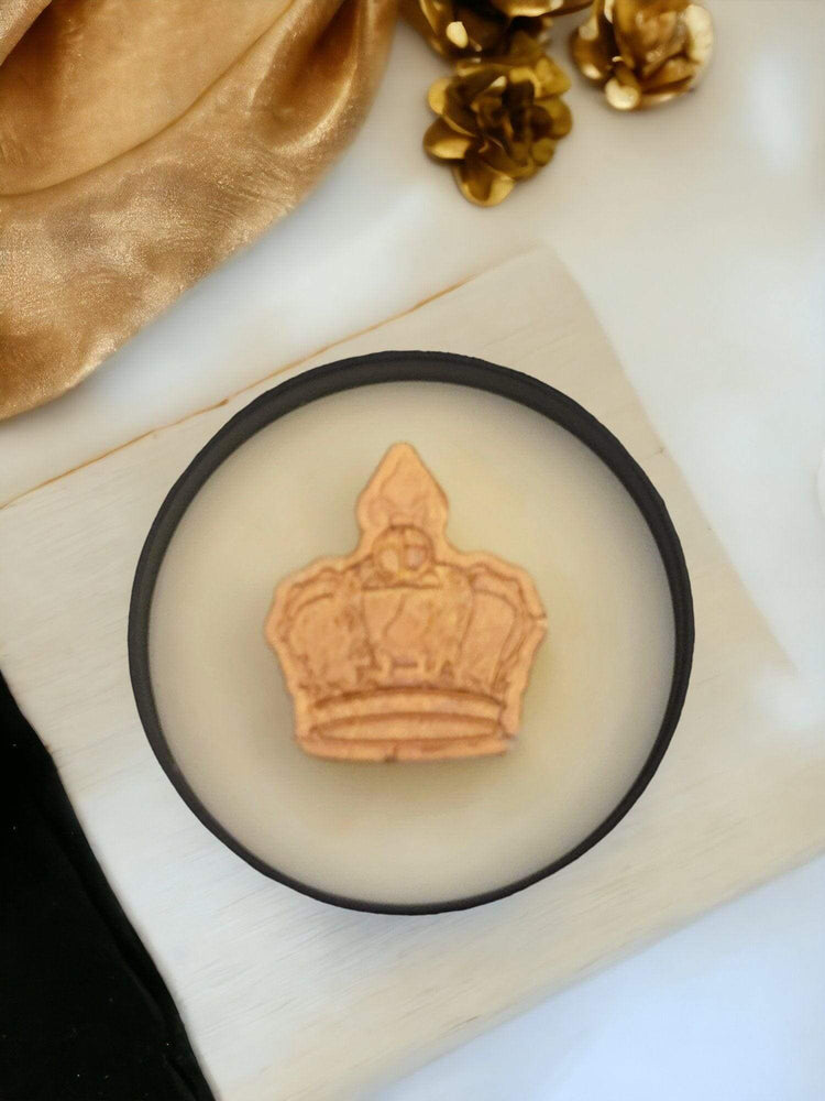 Luxurious "Queen" Scented Candle Tin - Queen K Candle Co.
